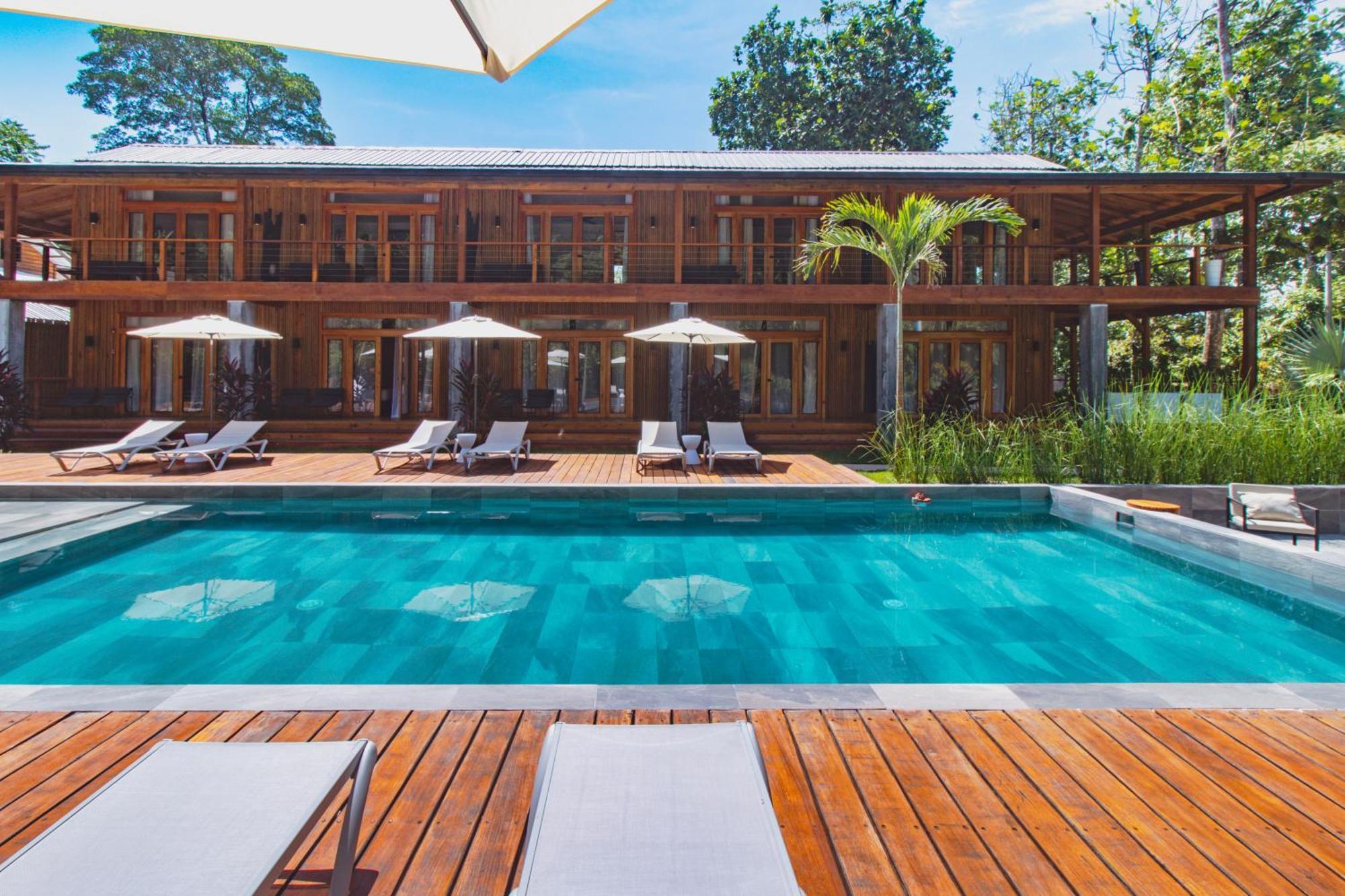 S Boutique Hotel Bocas Town Exterior foto