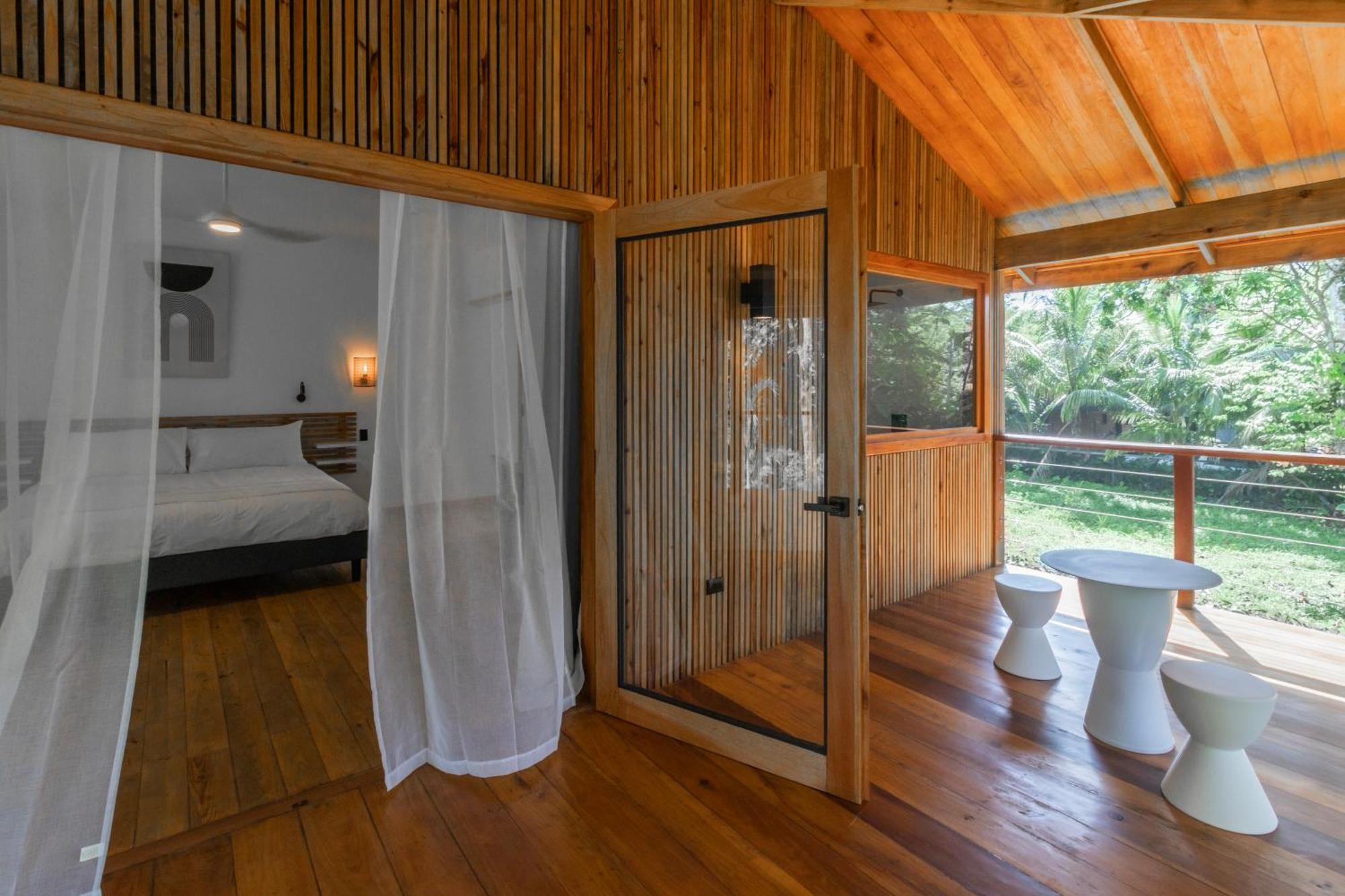 S Boutique Hotel Bocas Town Exterior foto
